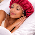 Bonnet de Nuit en Satin Ajustable.